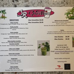 JR Smoothies and Jamaican Cafe
