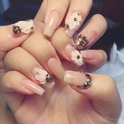 Lisa Nails