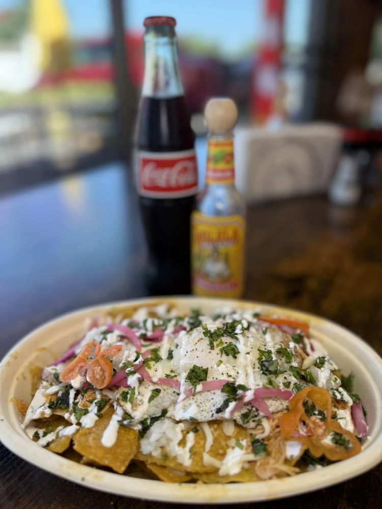 Hot Nachitas Taqueria