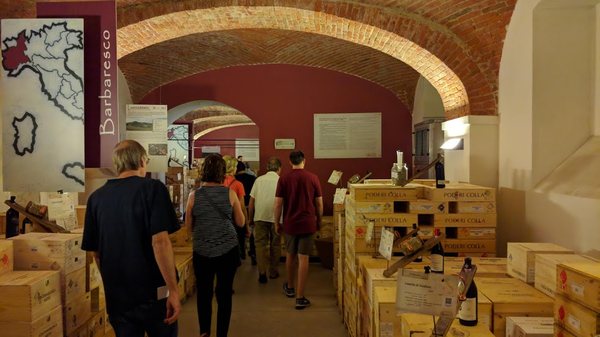 Banca Del Vino by null