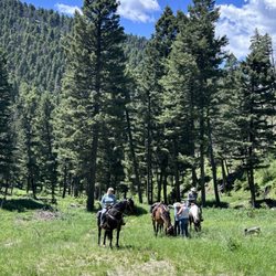 Upper Canyon Outfitters - Lunch spot.