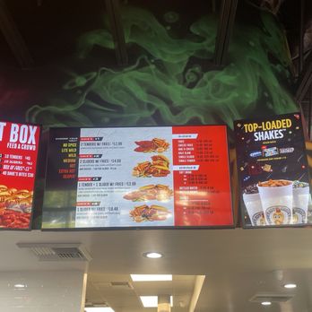 Dave's Hot Chicken - Chicken Shop Near Me - Chino Hills, California