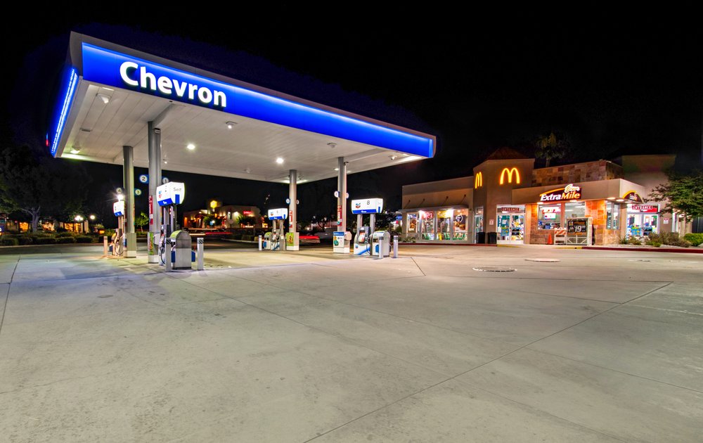 CHEVRON EXTRA MILE 10 Photos & 17 Reviews 860 S Indian Hill Blvd, Claremont, California