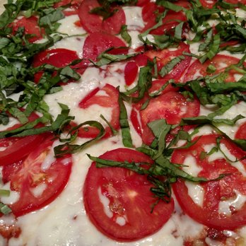 Pizza Bar - Margherita Pie - Pizza Near Me - Laguna Beach, California Pizza Bar - Margherita Pie - Pizza Near Me - Laguna Beach, California
