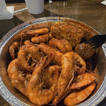 Outcast Seafood - Spicy heads on shrimp - Seafood Near Me - Destin, Florida Outcast Seafood - Spicy heads on shrimp - Seafood Near Me - Destin, Florida