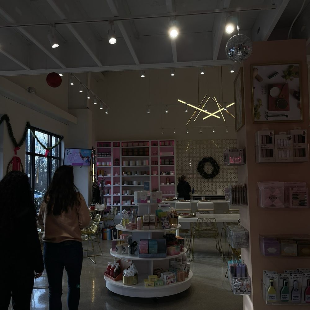 Unplug Soy Candles - Candle Stores Near Me - Fishers, Indiana