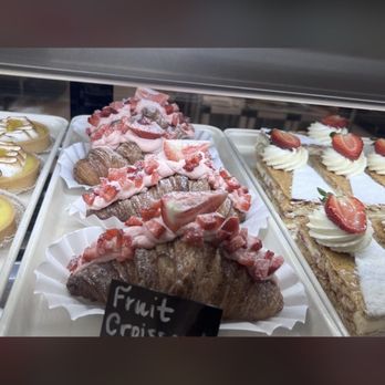 La Delicious Bread - Such a good place for something sweet. Lunch was good too - Breakfast & Brunch Near Me - Maplewood, Minnesota La Delicious Bread - Such a good place for something sweet. Lunch was good too - Breakfast & Brunch Near Me - Maplewood, Minnesota