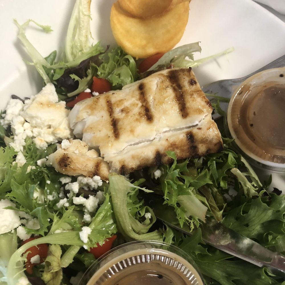 Barracuda Grill - Grilled mahi-mahi over fresh salad greens with tiny peppers - Seafood Near Me - Marathon, Florida Barracuda Grill - Grilled mahi-mahi over fresh salad greens with tiny peppers - Seafood Near Me - Marathon, Florida