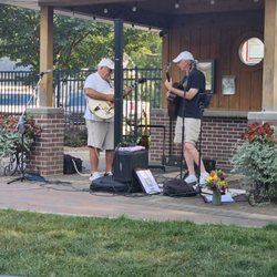 Central Gardens - Live music Sunday evenings 5-6PM