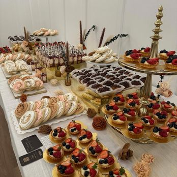 Spirit Made Cakes - Dessert table - Custom Cakes Near Me - Clovis , California Spirit Made Cakes - Dessert table - Custom Cakes Near Me - Clovis , California