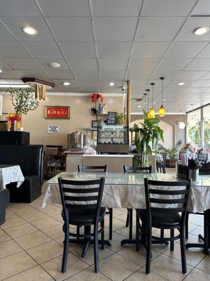 Khởi Hưng Restaurant by null