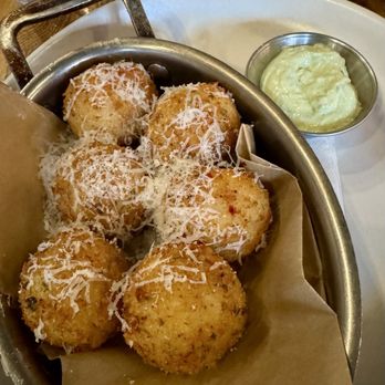 North Italia - Cacio e Pepe Arancini - Italian Near Me - Austin, Texas