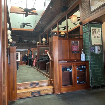 Olympic Tavern - Restaurant seating - Barbeque Near Me - Rockford, Illinois