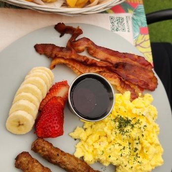 Bulegreen Cafe Yard - Bulegreen breakfast - Cafes Near Me - Oakland Park, Florida Bulegreen Cafe Yard - Bulegreen breakfast - Cafes Near Me - Oakland Park, Florida