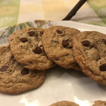 Campbell Bakeshop - Jumbo chocolate chip cookies - Bakeries Near Me