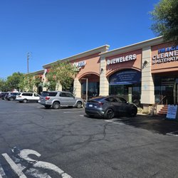 Walnut Grove Shopping Center - Stores