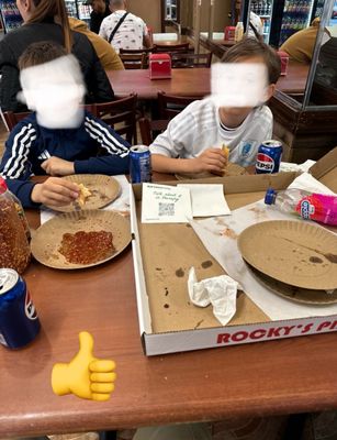 Rocky's Pizzeria & Resturant by null