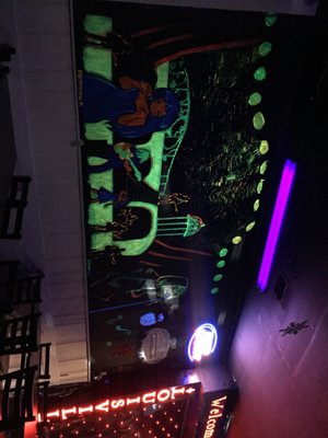 Akikos Karaoke Club by null