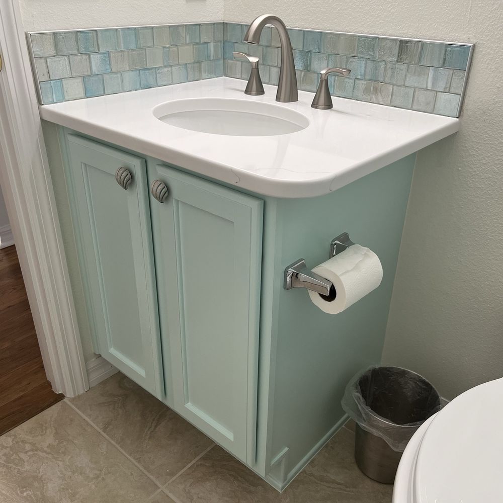 GoldenBoy Tile - Guest Bathroom - Tiling Near Me GoldenBoy Tile - Guest Bathroom - Tiling Near Me