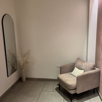 milk + honey | Gold Coast - Day Spas Near Me - Chicago, Illinois milk + honey | Gold Coast - Day Spas Near Me - Chicago, Illinois