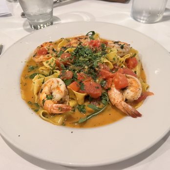 Piatti - Saffron Pappardelle, Shrimp, Tomatoes, Garlic, Chili Flakes, Arugula, Lemon, White Wine Broth - Italian Near Me - La Jolla, California