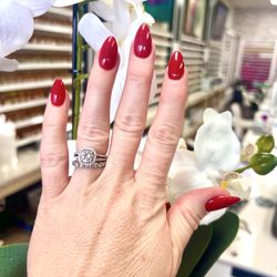 Glamour Nails & Spa - Nails by Ly
