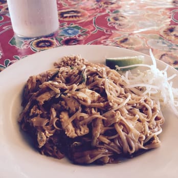 Danthai Restaurant - Pad Thai - Thai Near Me - Lawrenceville, Georgia