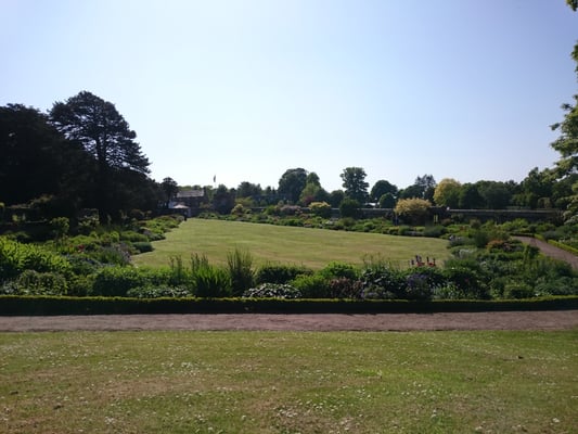 Dirleton Castle & Gardens by null