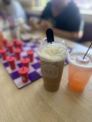 Taco Bell - Live Más Café by null