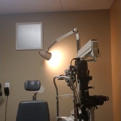Lakeside Ophthalmology Center - Typically exam room