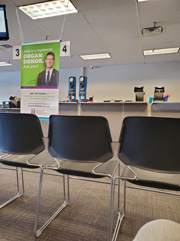 KANSAS DRIVER LICENSE 12 Reviews 13507 S MurLen Rd, Olathe, Kansas