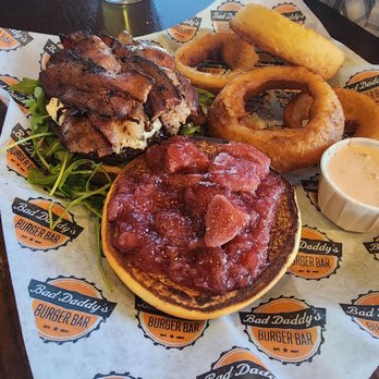 Bad Daddys Burger Bar - Jammin with you burger and awesome onion rings - Burgers Near Me - Norman, Oklahoma Bad Daddys Burger Bar - Jammin with you burger and awesome onion rings - Burgers Near Me - Norman, Oklahoma