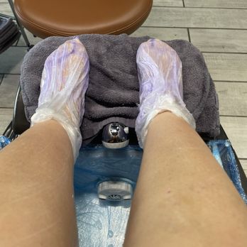 B & Y Nails Spa - Paraffin - Nail Salons Near Me - Austin, Texas