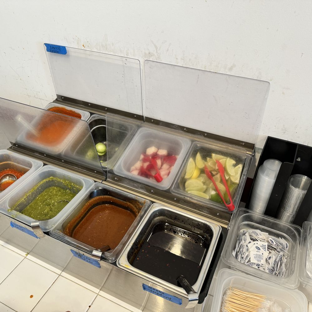 Tacos 1986 - Tacos Near Me - Burbank, California Tacos 1986 - Tacos Near Me - Burbank, California