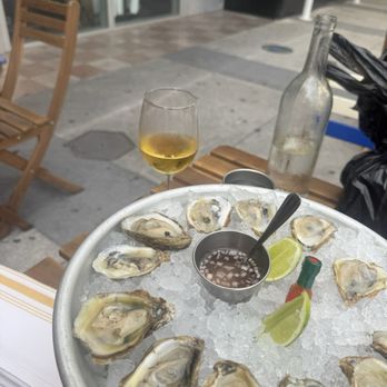 OVER UNDER - Updated December 2025 - 311 Photos & 147 Reviews - 151 E ...