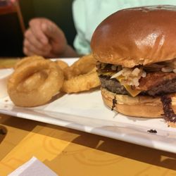 DJ's Sports Bar & Grill - Oklahoma burger & onion rings