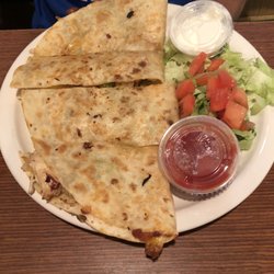 Nick's Hometown Grill - Chicken quesadilla