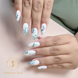 Jasmine Nails