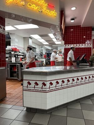 In-N-Out Burger by null