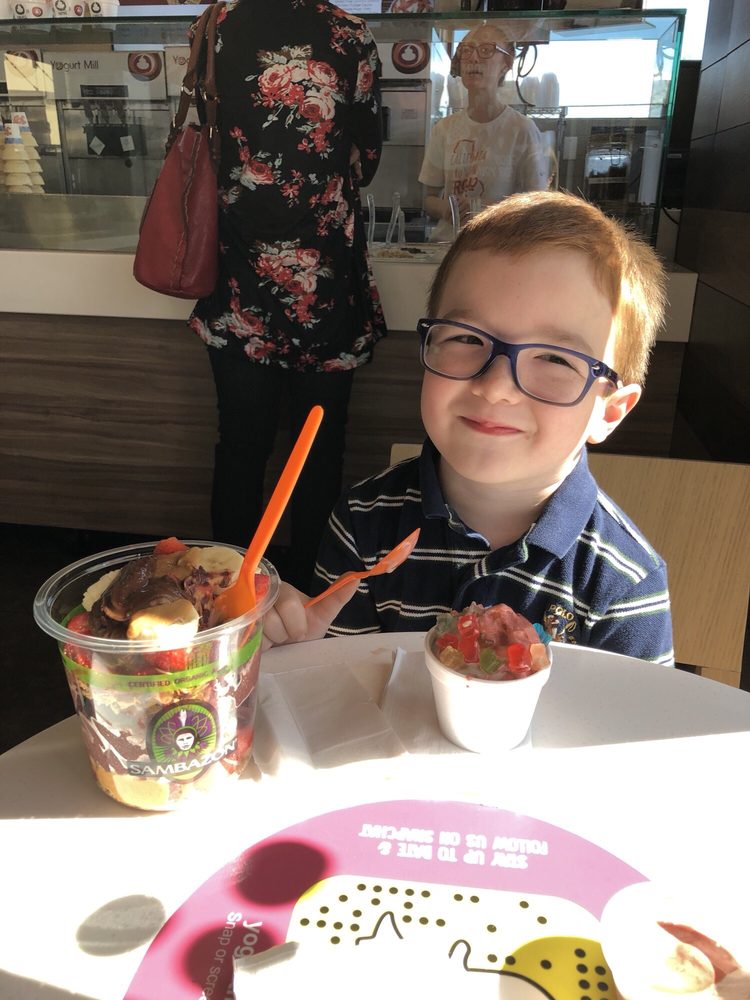 The Nutella love Açaí Bowl is good! Its huge, enough to share. They