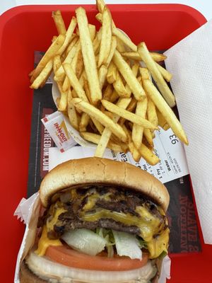 In-N-Out Burger by null