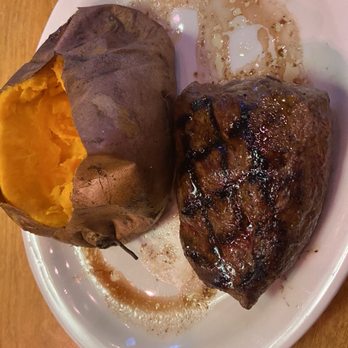 Texas Roadhouse - Barbeque Near Me - Phoenix, Arizona
