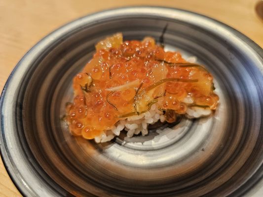 Manten Sushi Nihonbashi by null