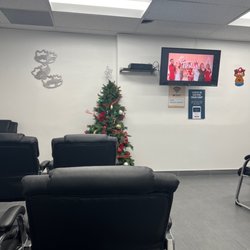 Clinica La Victoria - Waiting area