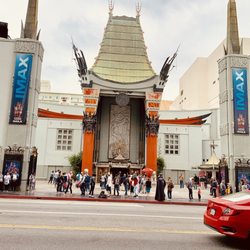 TNT Tours & Transportation - Chinese theater in Hollywood