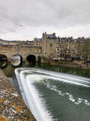 Pulteney Bridge by null