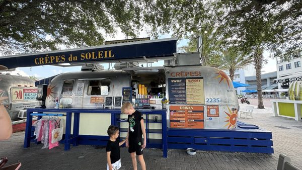 Crêpes du Soleil Airstream by null