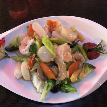 Akashi Sushi - Treasure Island - Japanese Near Me - Kingwood, Texas