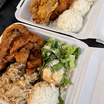 Tsukenjo - Fried chicken plate and mix plate with roast pork and fried chicken - Breakfast & Brunch Near Me - Honolulu, Hawaii