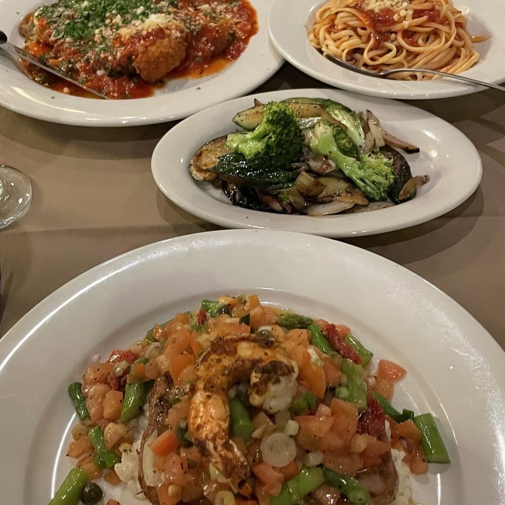 Grilled Ahi Tuna, Chicken Parmesan, Grilled Vegetables Grilled Ahi Tuna, Chicken Parmesan, Grilled Vegetables
